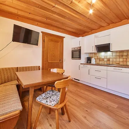 Taxach Apartment *