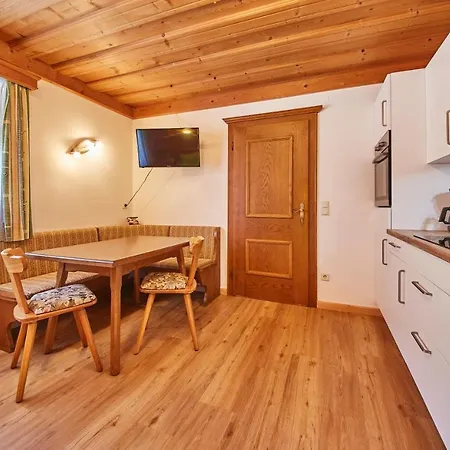 Taxach * Σάαλμπαχ-Χίντεργκλεμ